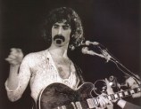 1132_7_Frank-Zappa-1970-