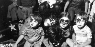 kiss kids